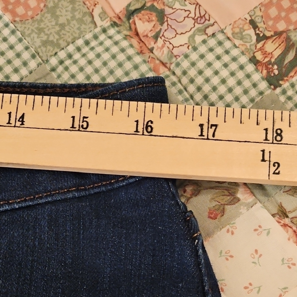 Lee Women's Dark Wash Straight Mid-Rise Jeans - Picture 3 of 9
